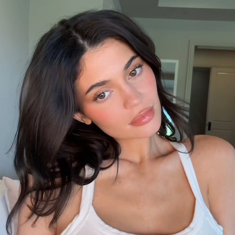 <Natural & Glowy Look>|<natural-glowy-look>